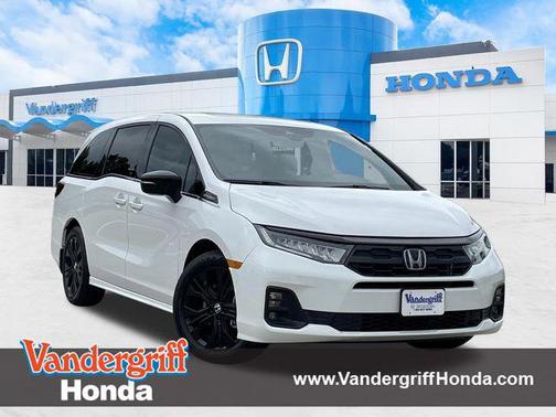 Platinum White Pearl 2026 Honda Odyssey Sport-L