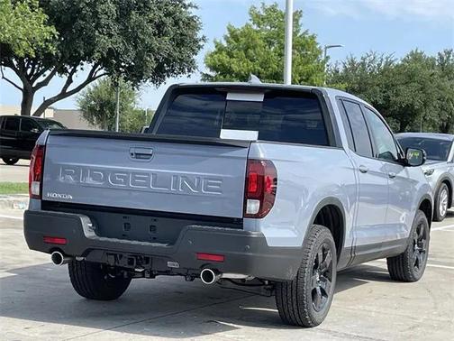 2025 Honda Ridgeline Black