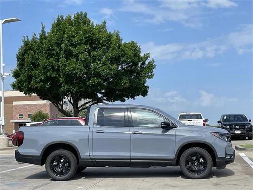 2025 Honda Ridgeline Black