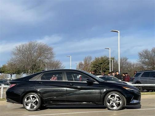 2021 Hyundai ELANTRA HEV Limited