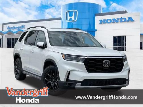 2025 Honda Pilot Touring 8-Passenger