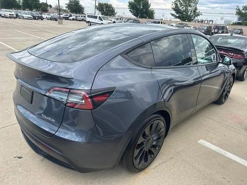 2023 Tesla Model Y Performance Dual Motor All-Wheel Drive