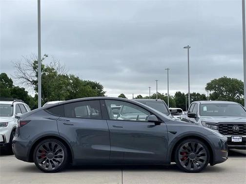 2023 Tesla Model Y Performance Dual Motor All-Wheel Drive