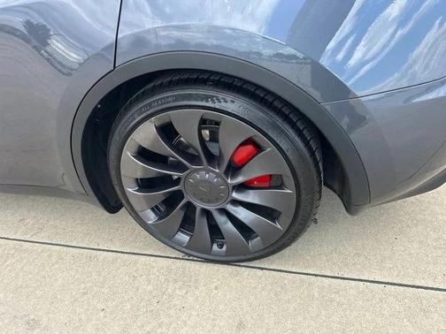 2023 Tesla Model Y Performance Dual Motor All-Wheel Drive