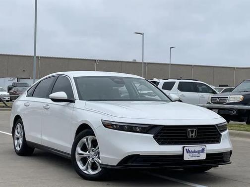 2025 Honda Accord LX 1.5T