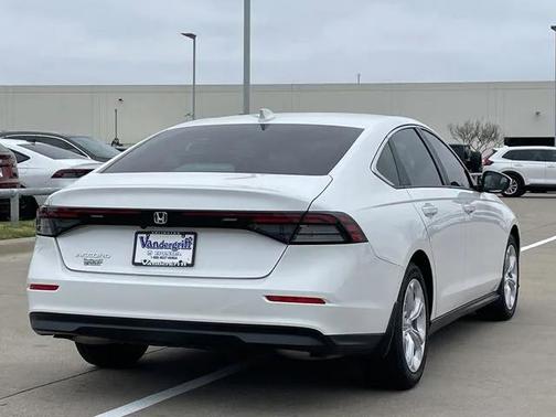 2025 Honda Accord LX 1.5T