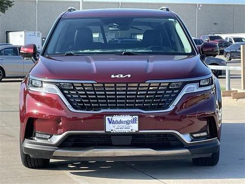 2023 Kia Carnival SX