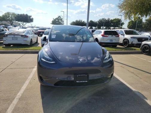 2022 Tesla Model Y Long Range Dual Motor All-Wheel Drive