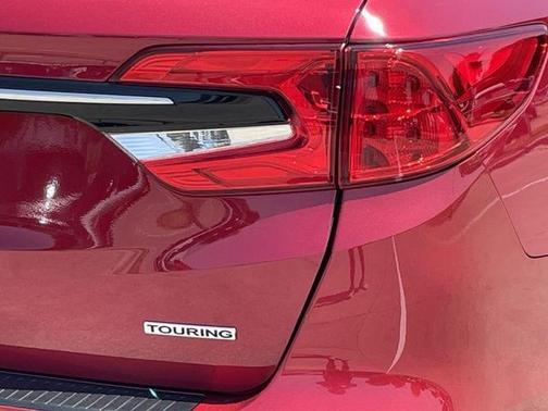 Green 2024 Honda Odyssey Touring