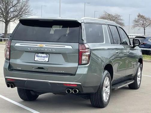 2023 Chevrolet Suburban Premier