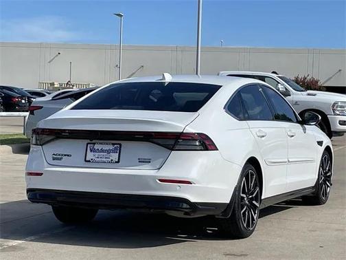 2023 Honda Accord Hybrid Touring