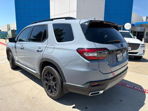 Sonic Gray Pearl 2025 Honda Pilot Touring 8-Passenger