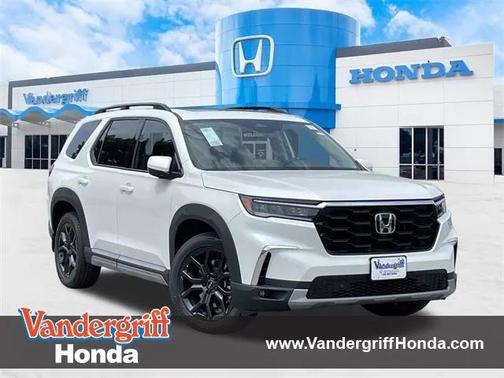2025 Honda Pilot Touring 8-Passenger