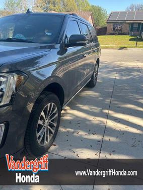Magnetic 2018 Ford Expedition Limited