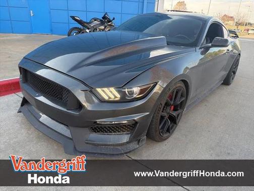 2017 Ford Mustang GT Premium