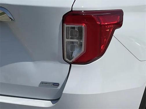 2020 Ford Explorer Base