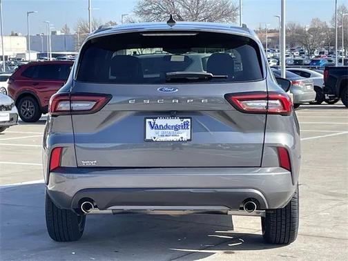 2024 Ford Escape ST-Line