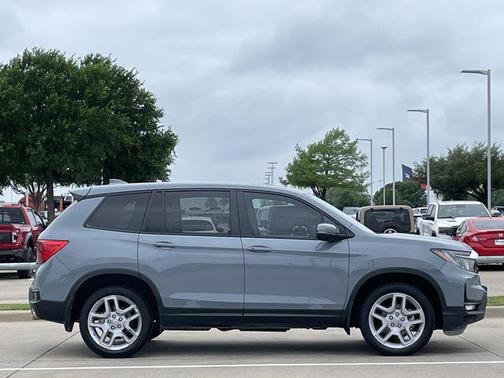 Sonic Gray Pearl 2025 Honda Passport EX-L