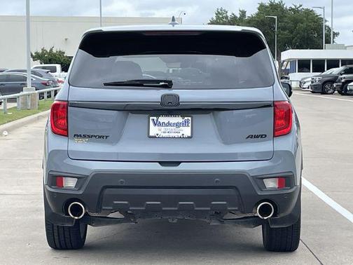 Sonic Gray Pearl 2025 Honda Passport EX-L