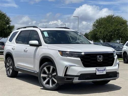 2025 Honda Pilot Touring 8-Passenger