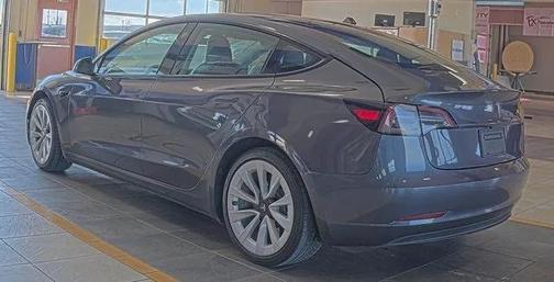 2022 Tesla Model 3 Standard Range