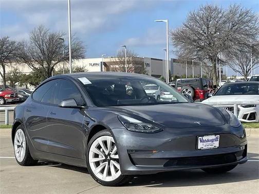 2022 Tesla Model 3 Standard Range