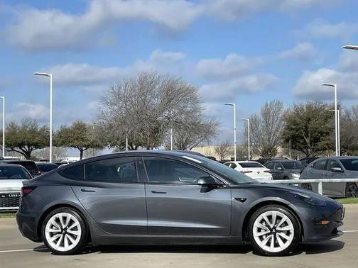 2022 Tesla Model 3 Standard Range