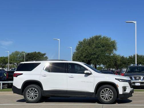 Summit White 2023 Chevrolet Traverse LT Leather