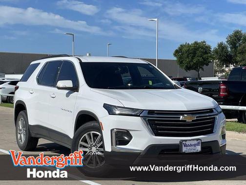 Summit White 2023 Chevrolet Traverse LT Leather