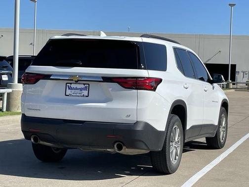 Summit White 2023 Chevrolet Traverse LT Leather