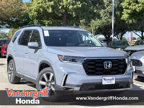 2025 Honda Pilot Touring 8-Passenger