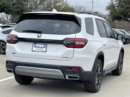 2025 Honda Pilot Touring 8-Passenger