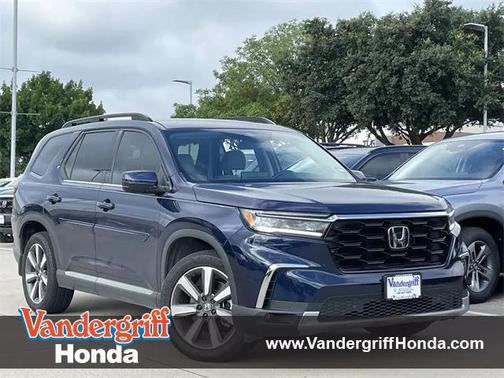 2023 Honda Pilot Touring 8-Passenger