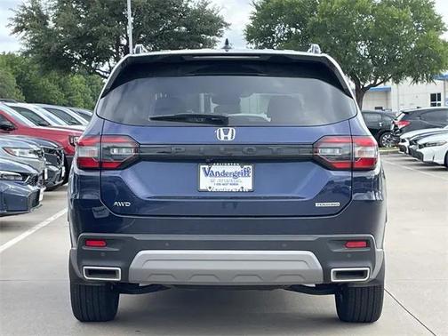 2023 Honda Pilot Touring 8-Passenger