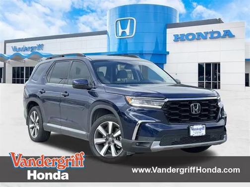 2023 Honda Pilot Touring 8-Passenger