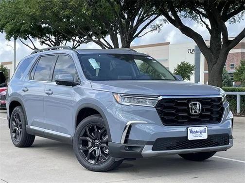 2025 Honda Pilot Touring 8-Passenger