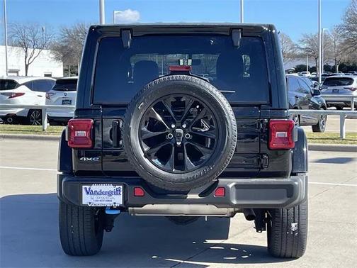 2022 Jeep Wrangler Unlimited 4xe Sahara