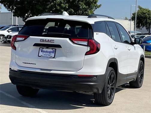 2022 GMC Terrain SLT