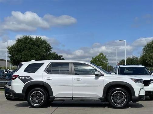 2023 Honda Pilot 2WD EX-L 8 Passenger