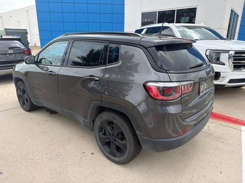 Granite Crystal Metallic Clearcoat 2020 Jeep Compass Latitude