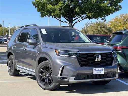 2025 Honda Pilot Touring 8-Passenger
