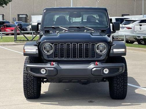 Black Clearcoat 2026 Jeep Gladiator Rubicon
