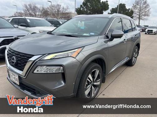 2022 Nissan Rogue SL