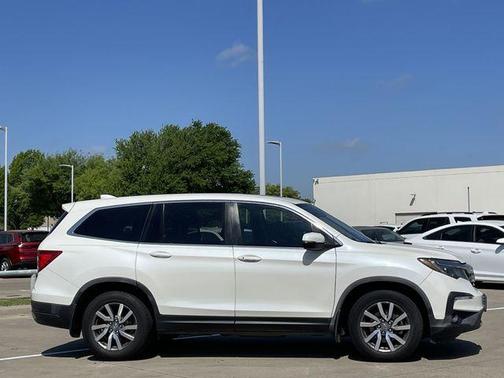 White Diamond Pearl 2019 Honda Pilot EX-L