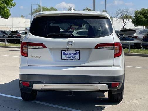 White Diamond Pearl 2019 Honda Pilot EX-L
