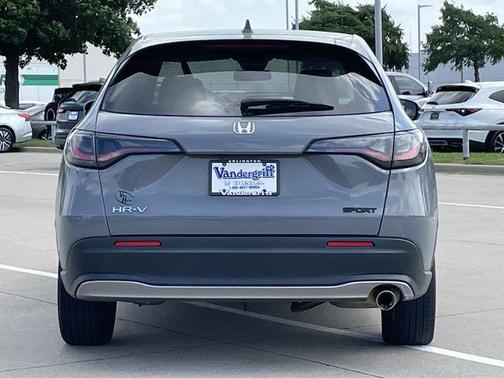 Urban Gray Pearl 2024 Honda HR-V AWD Sport