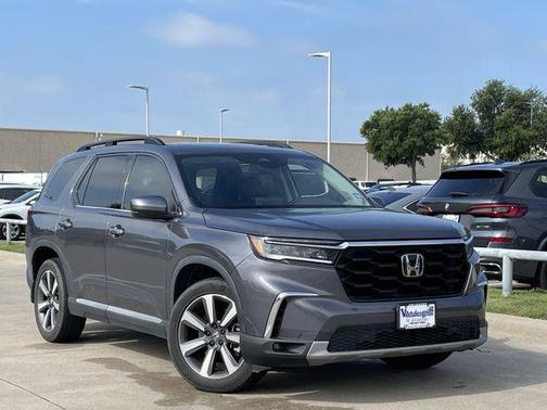 Gray 2023 Honda Pilot Touring 8-Passenger
