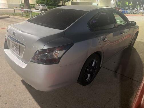 Brilliant Silver 2014 Nissan Maxima SV