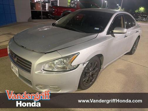 Brilliant Silver 2014 Nissan Maxima SV