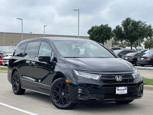Crystal Black Pearl 2025 Honda Odyssey Sport-L